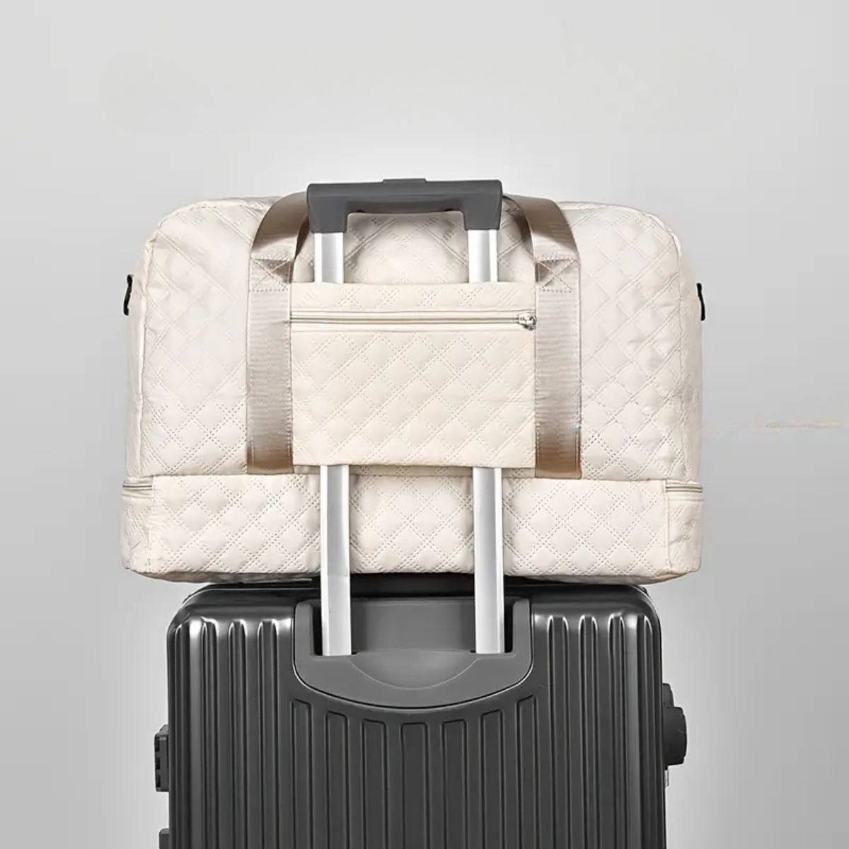 Bolso tote acolchado con multiples compartimientos 6